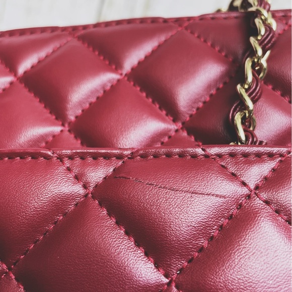 Eco Style Bordeaux Red & Red Burgundy Faux Leather Purse iPad Case EBOR-RD10 - Picture 8 of 10